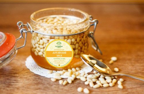 Мёд с кедровыми орешками